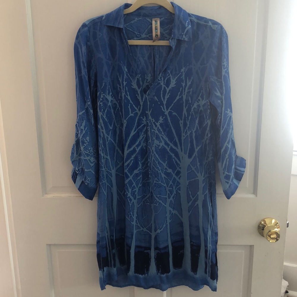 Long sleeve blue collared dress